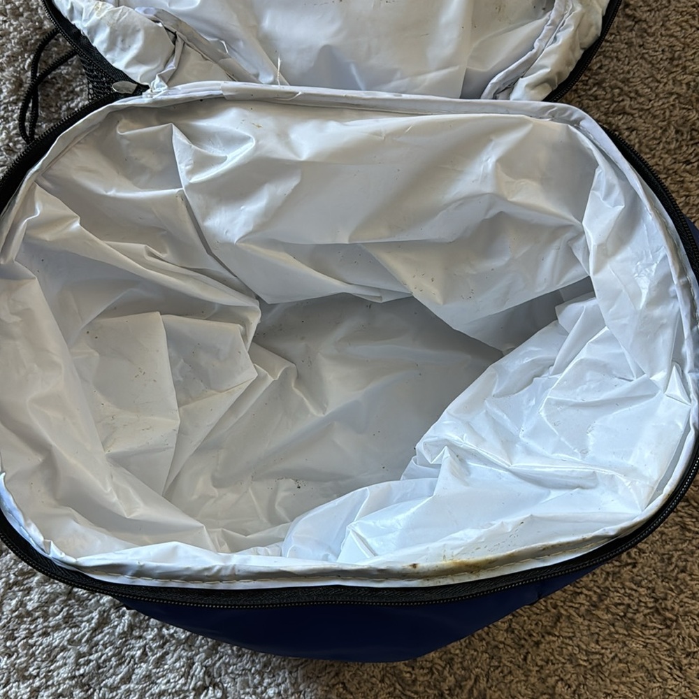 Blue Mesh Drawstring Cooler - Picture 10 of 13
